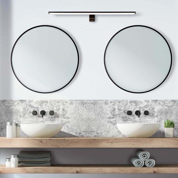 Crédence de salle de bain style béton gris et blanc